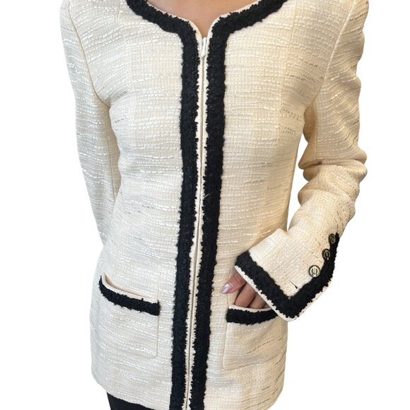 CHANEL Vintage 02P CC Logo Tweed Jacket #38 Cream Black Long Sleeve Zip [105650] - Picture 1 of 12